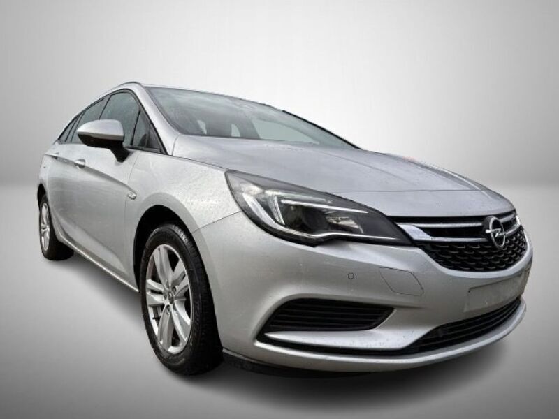 Usato 2016 Opel Astra 1.6 Diesel 95 CV (11.400 €)