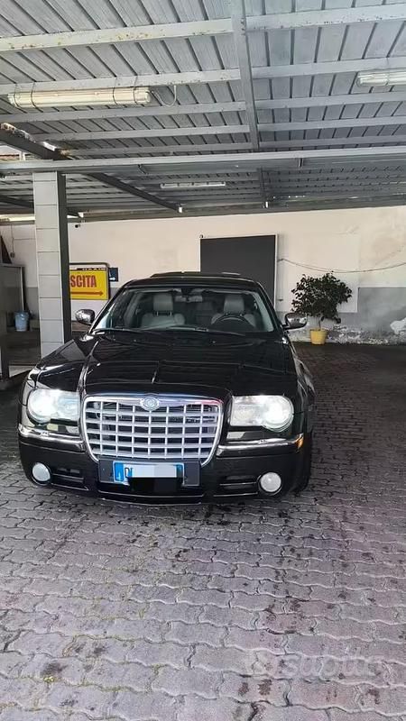 Usata Chrysler 300C 218 CV (160 kW) 2006 Nero Station wagon