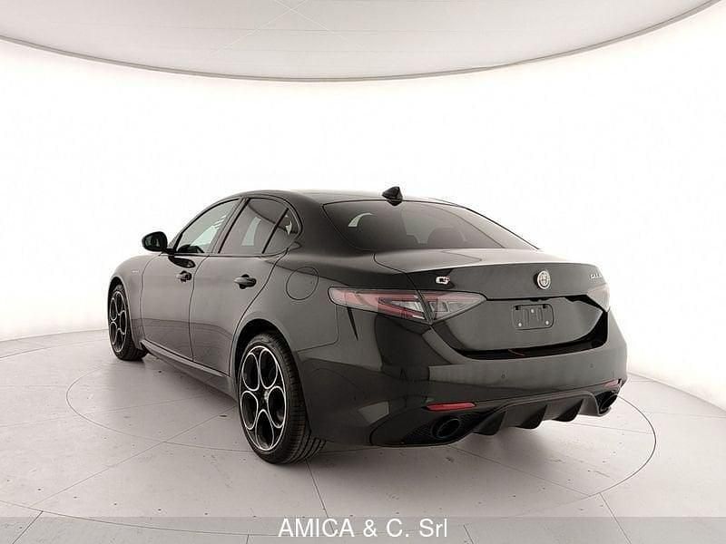 Nuova Alfa Romeo Giulia Ti 211 CV (155 kW) 2025 Nero Berlina