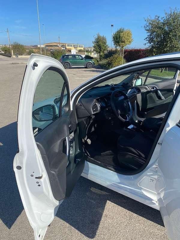 Usata Citroën C3 Exclusive 68 CV (50 kW) 2012 Bianco Berlina