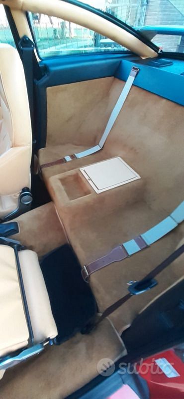 Usata Alfa Romeo SZ/RZ 207 CV (152 kW) 1991 Rosso Coupé