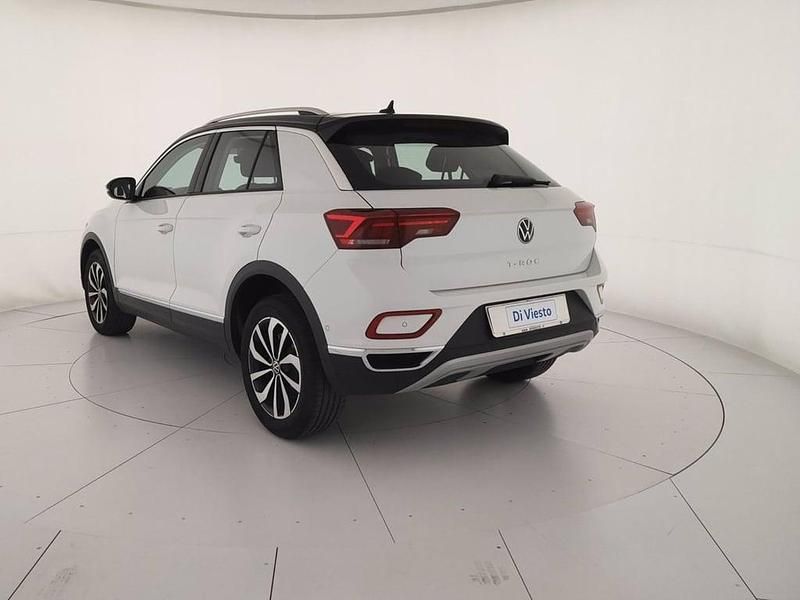 Usata VW T-Roc Style 116 CV (85 kW) 2024 Pure white nero SUV