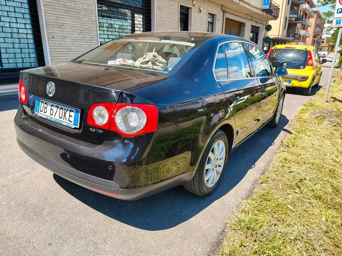Usata VW Jetta 140 CV (102 kW) 2006 Nero Berlina