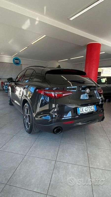 Usata Alfa Romeo Stelvio 160 CV (117 kW) 2022 Nero SUV