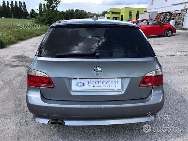 Usata BMW 525 177 CV (130 kW) 2005 Grigio Station wagon
