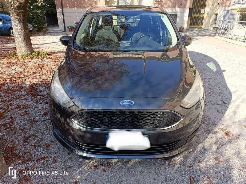Usata Ford C-MAX S 101 CV (74 kW) 2017 Monovolume
