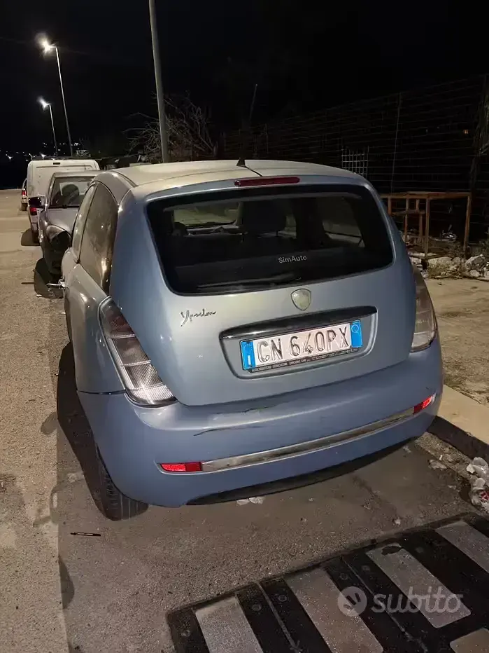 Usata Lancia Ypsilon 60 CV (44 kW) 2004 Utilitaria