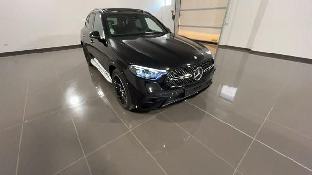 Nuova Mercedes GLC220 Advanced 2025 Nero SUV