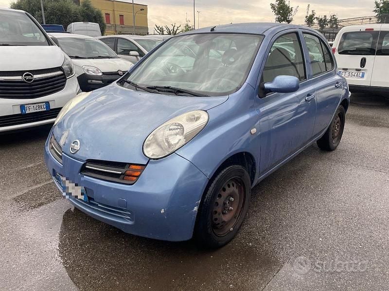 Usata Nissan Micra Acenta 65 CV (47 kW) 2003 Azzurro pastello Utilitaria