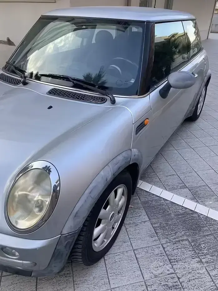 Begagnad Mini ONE 90 HK (66 kW) 2002 Grå Halvkombi