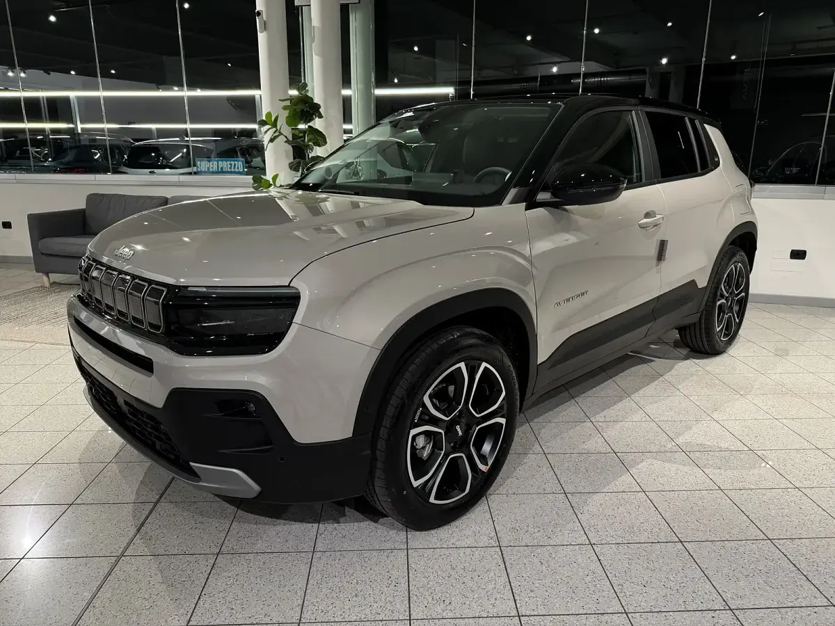 Usata Jeep Avenger Summit 101 CV (74 kW) 2025 SUV