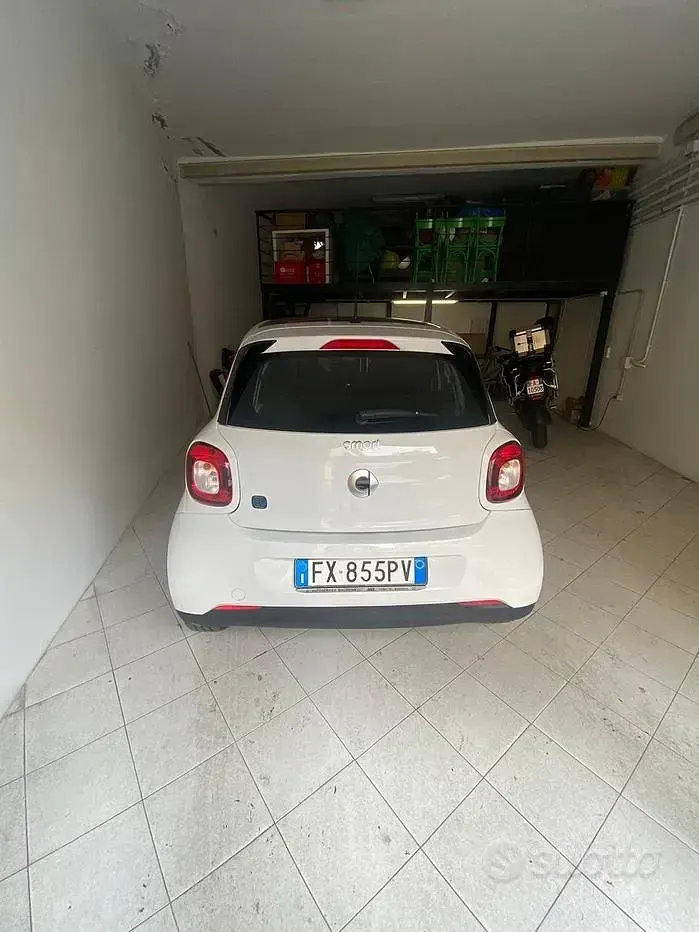Usata Smart ForFour 41 kW (56 CV) 2019 Utilitaria