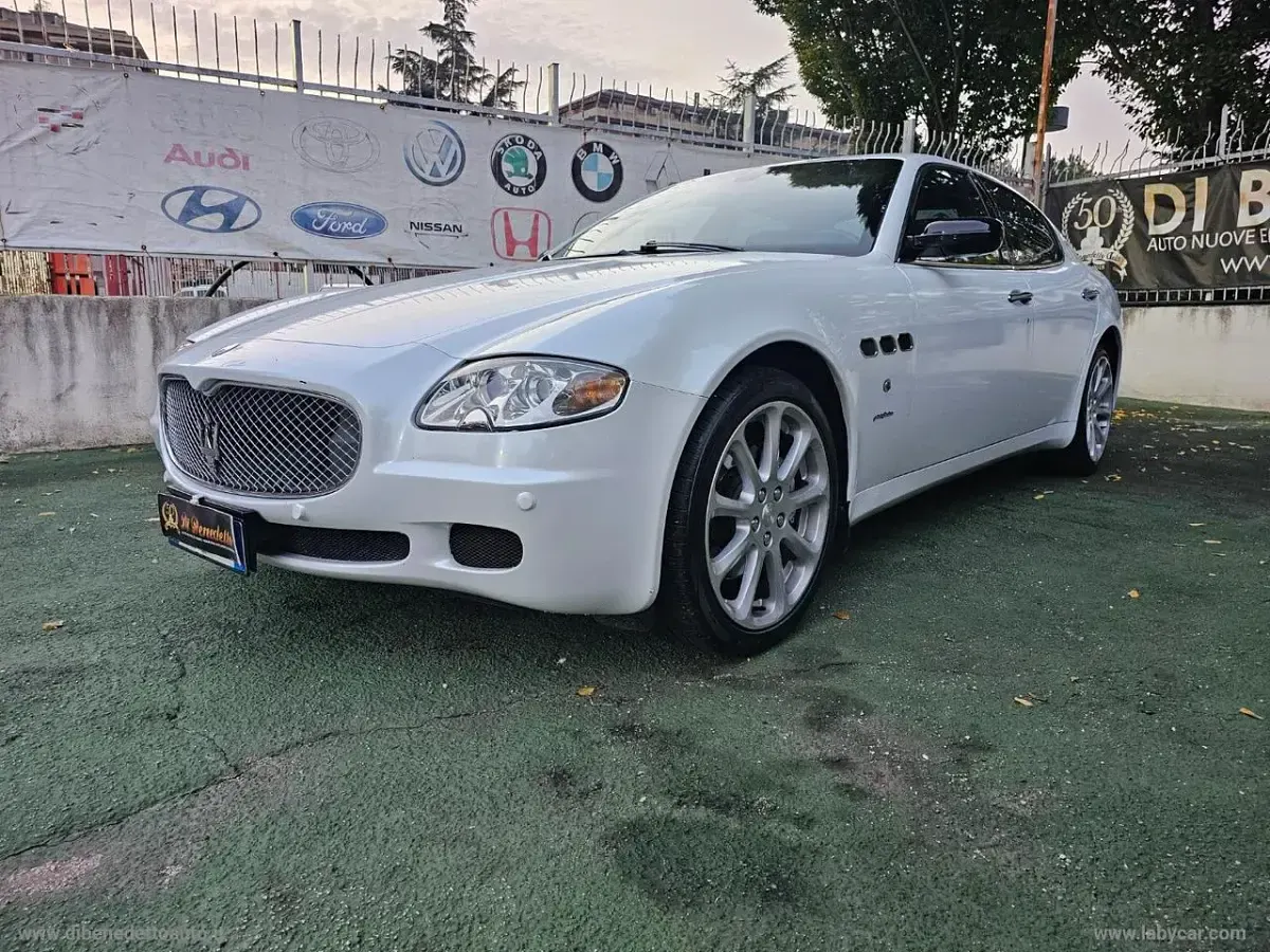 Usata Maserati Quattroporte GT 400 CV (294 kW) 2005 Nero Berlina
