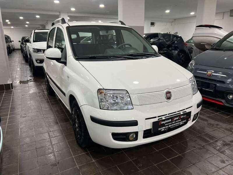 Usata Fiat Panda Emotion 69 CV (50 kW) 2012 Bianco nuvola Utilitaria