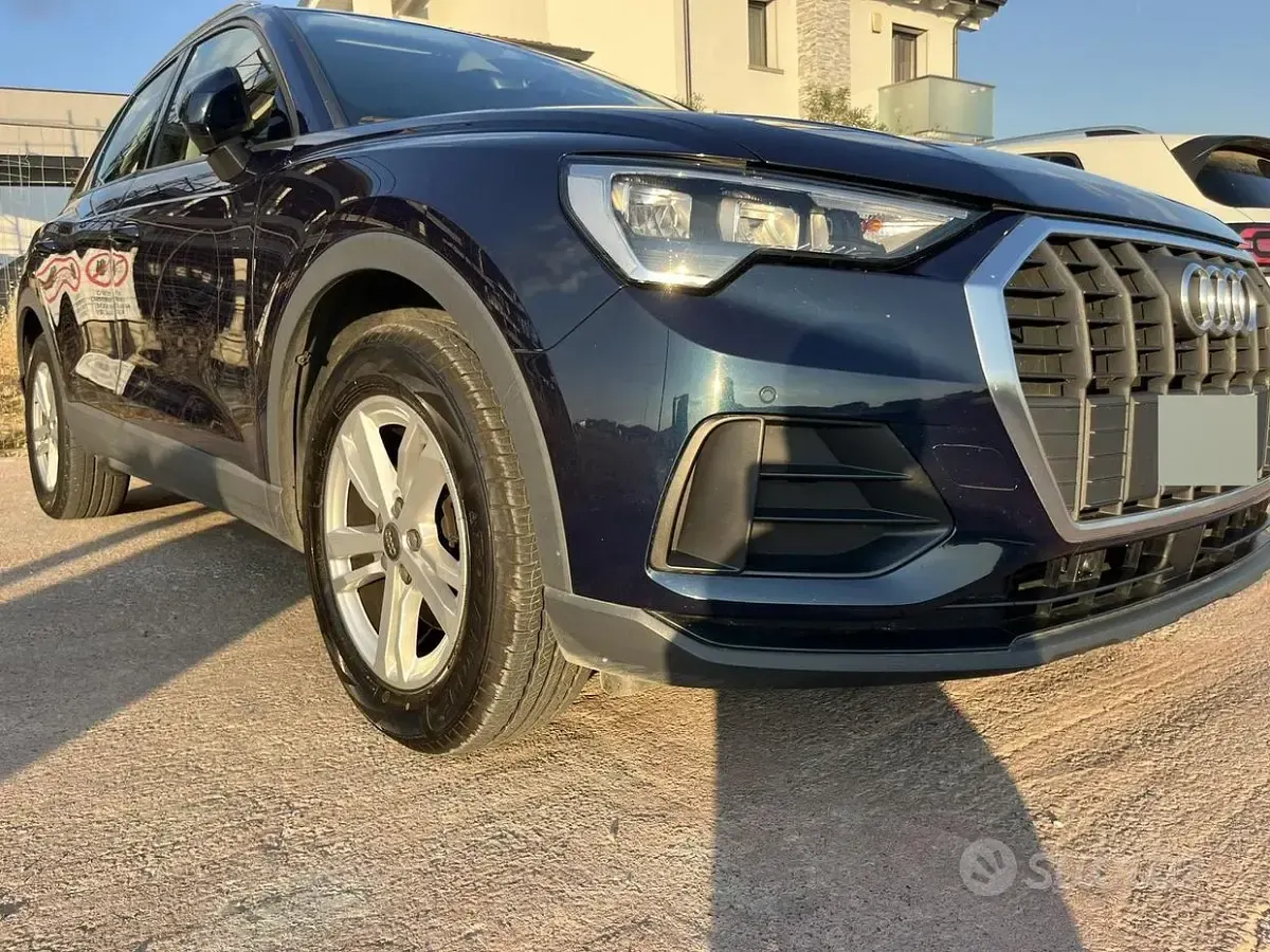 Usata Audi Q3 150 CV (110 kW) 2019 Bluazzurro SUV