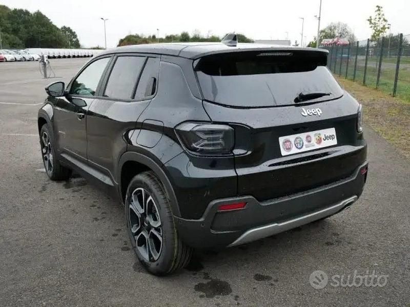 Nuova Jeep Avenger Summit 100 CV (73 kW) 2025 Nero SUV