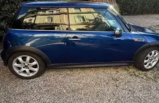 Usata Mini One D 75 CV (55 kW) 2005 Blu Utilitaria
