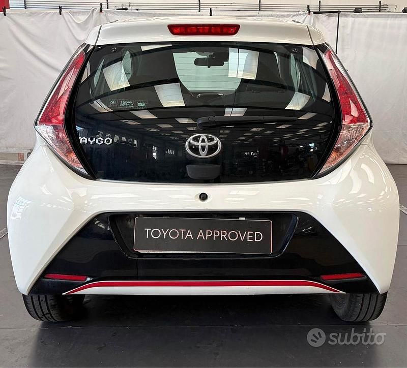 Usata Toyota Aygo 2017 Bianco Utilitaria