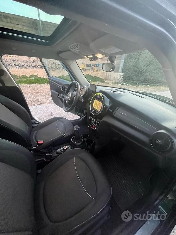 Usata Mini Cooper 116 CV (85 kW) 2015 Verde Utilitaria