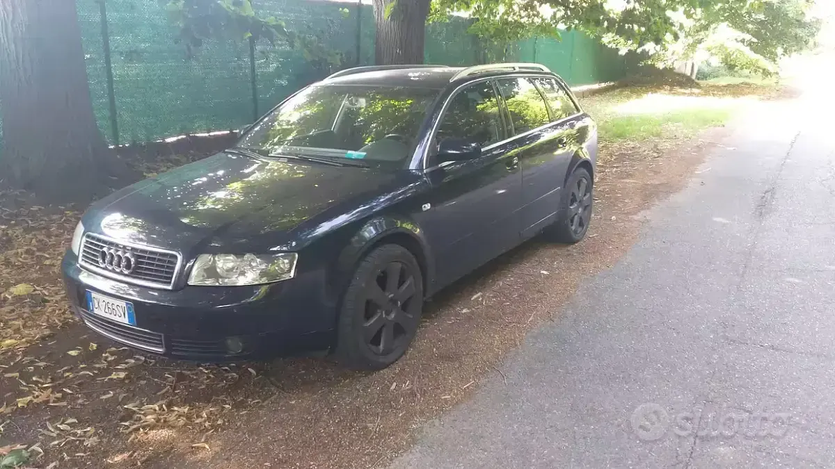 Usata Audi A4 130 CV (95 kW) 2004 Bluazzurro Station wagon