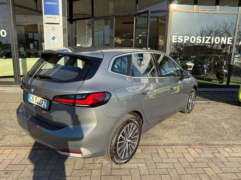 Usata BMW 218 Active Tourer Luxury Line 150 CV (110 kW) 2023 Grigio Monovolume
