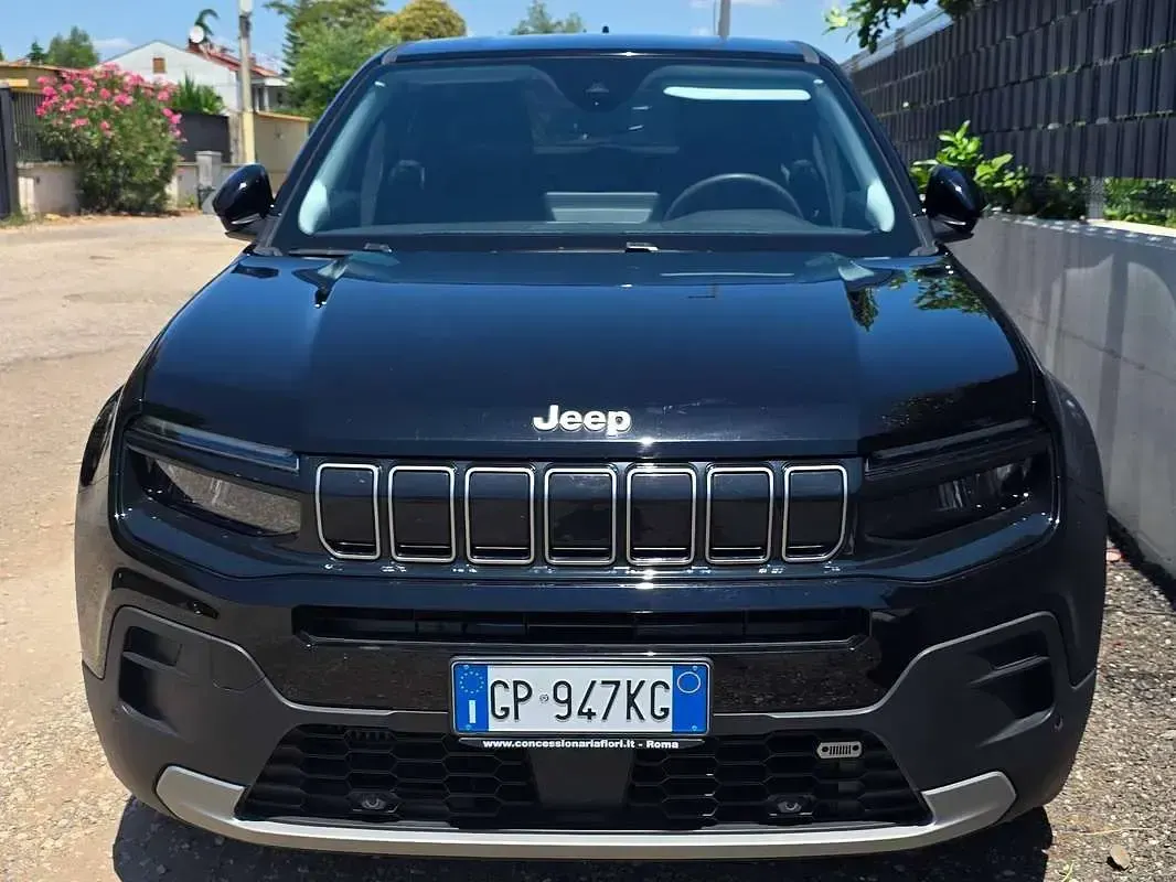 Usata Jeep Avenger Altitude 101 CV (74 kW) 2023 Nero SUV