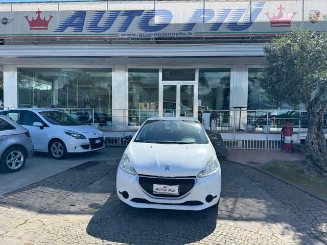 Usata Peugeot 208 Active 82 CV (60 kW) 2013 Bianco Utilitaria