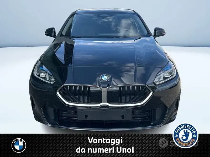 Usata BMW 120 Comfort Edition 150 CV (110 kW) 2025 Nero Utilitaria