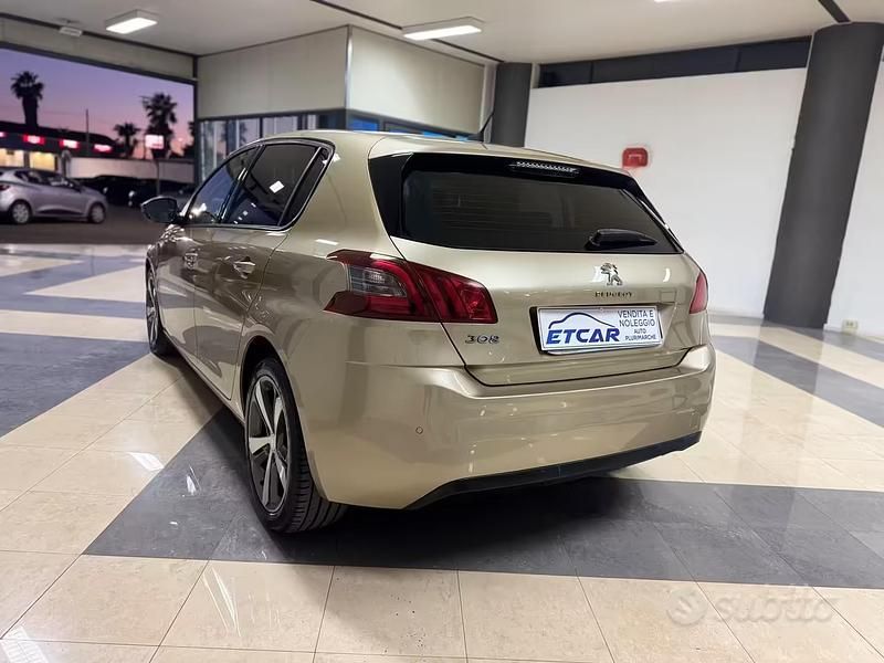 Usata Peugeot 308 GT-line 131 CV (96 kW) 2018 Giallo Berlina