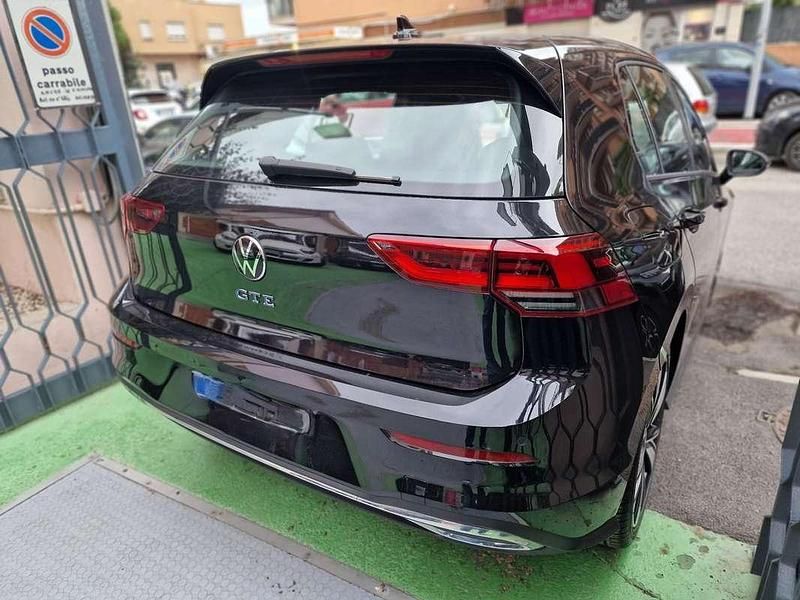 Usata VW Golf VIII GTE 150 CV (110 kW) 2022 Berlina