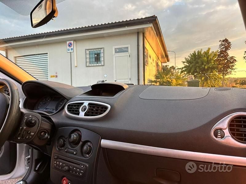 Usata Renault Clio IV 2012 Bianco Utilitaria