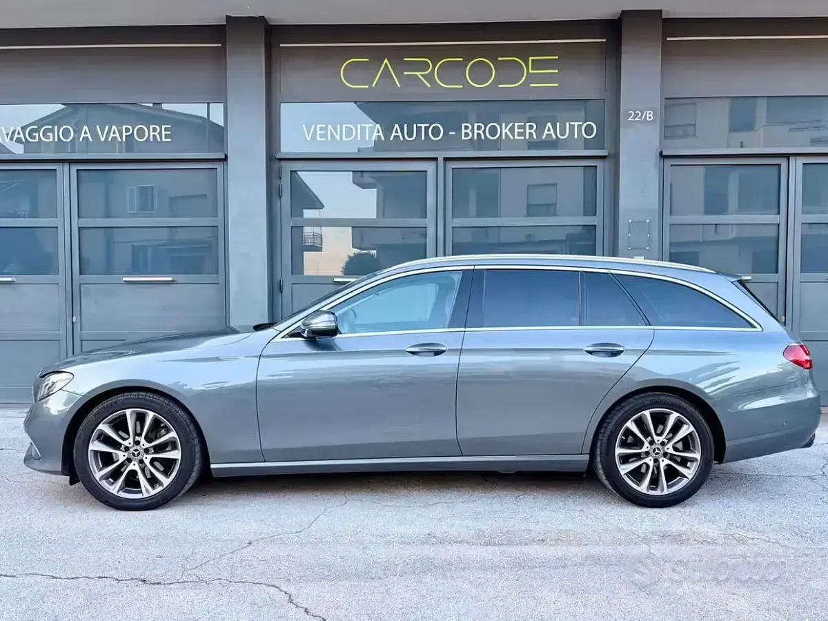Usata Mercedes E220 194 CV (142 kW) 2020 Grigio Station wagon