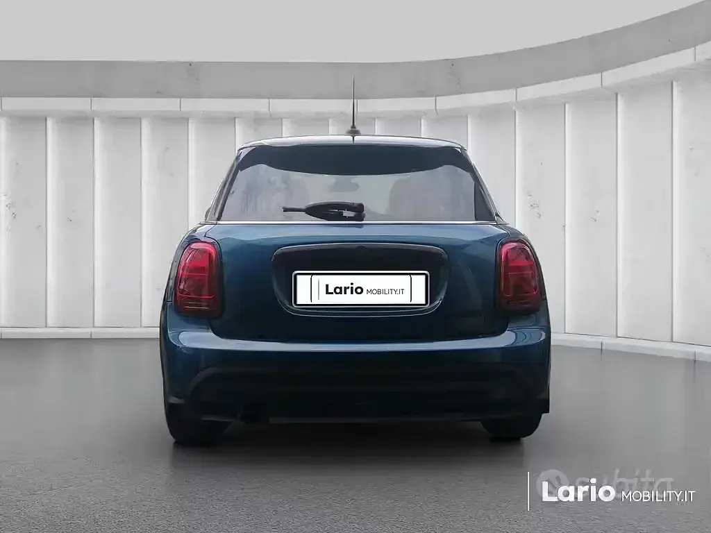 Usata Mini Cooper Classic 136 CV (100 kW) 2022 Blu Utilitaria