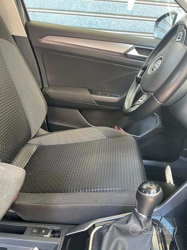 Usata VW T-Roc 150 CV (110 kW) 2021 SUV