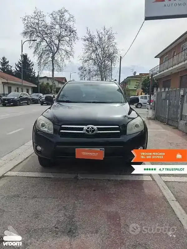 Usata Toyota RAV4 Luxury 177 CV (130 kW) 2006 SUV