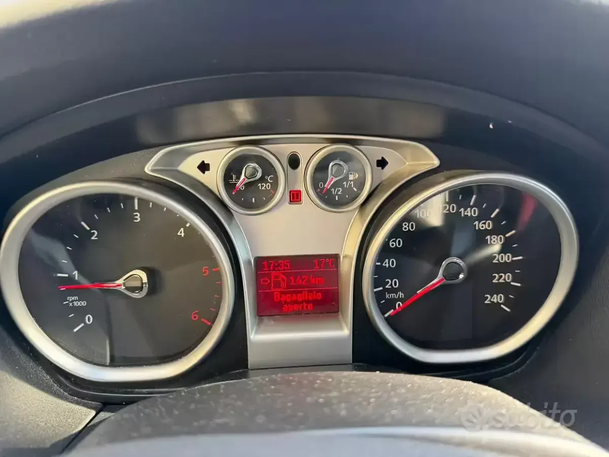Usata Ford Focus 90 CV (66 kW) 2009 Berlina