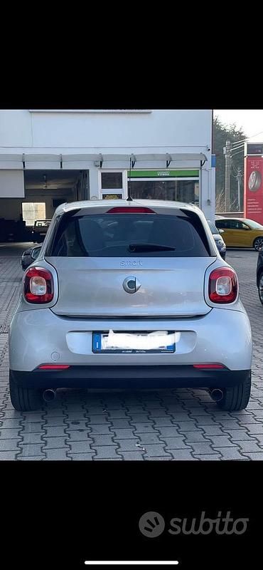 Usata Smart ForFour Passion 70 CV (51 kW) 2018 Grigio Utilitaria