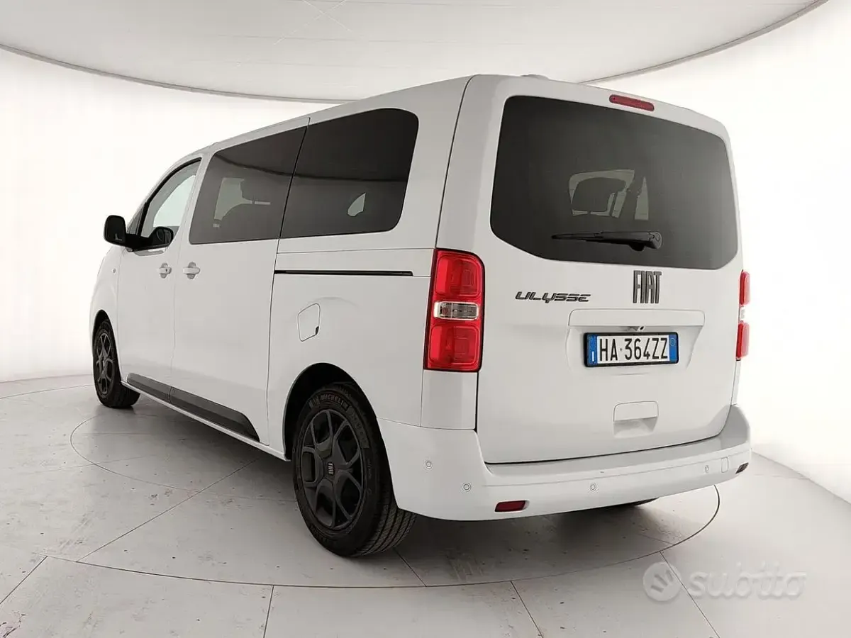 Usata Fiat Ulysse 132 kW (180 CV) 2025 Bianco Monovolume
