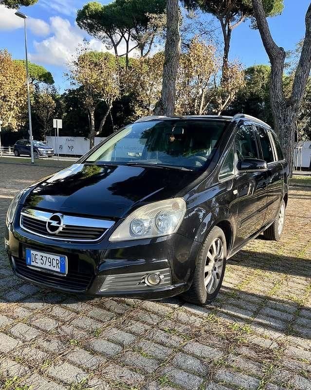 Usata Opel Zafira Cosmo 94 CV (69 kW) 2006 Nero Monovolume