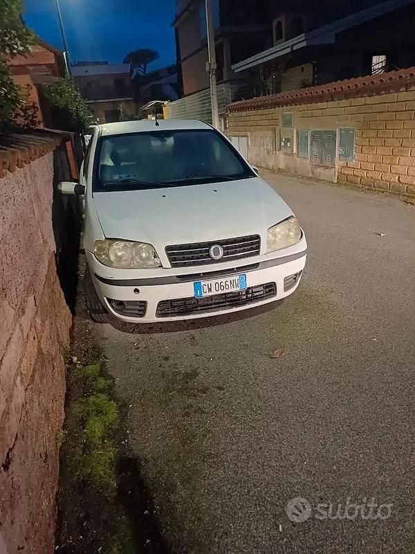 Usata Fiat Punto 2005 Bianco Utilitaria