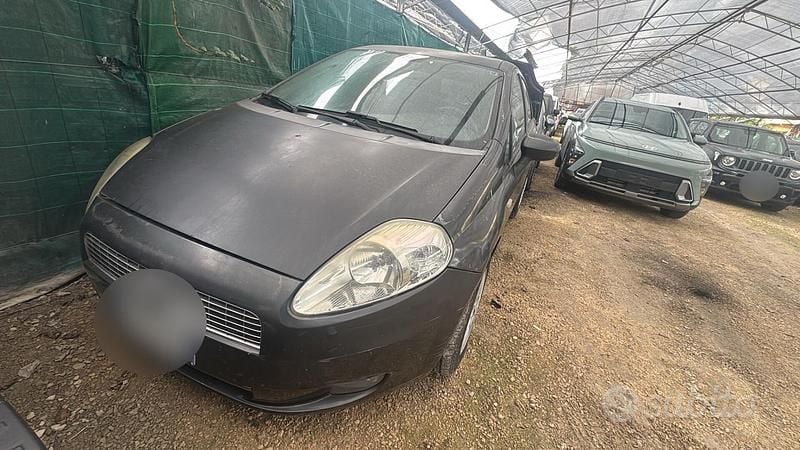 Usata Fiat Punto Evo 90 CV (66 kW) 2010 Nero Utilitaria