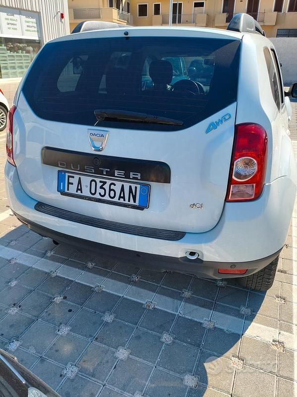 Usata Dacia Duster 110 CV (80 kW) 2011 SUV