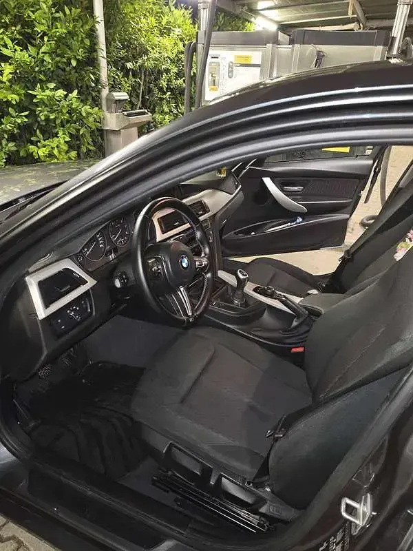 Usata BMW 316 Efficient Dynamics 220 CV (161 kW) 2017 Grigio Berlina