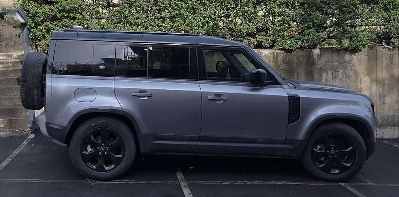 Usata Land Rover Defender HSE Dynamic 200 CV (147 kW) 2022 Grigio SUV