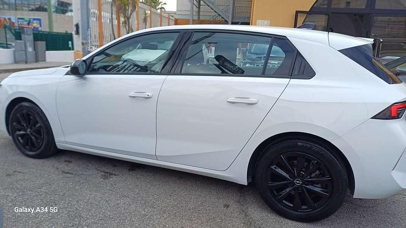 Usata Opel Astra Business Elegance 131 CV (96 kW) 2023 Bianco Berlina