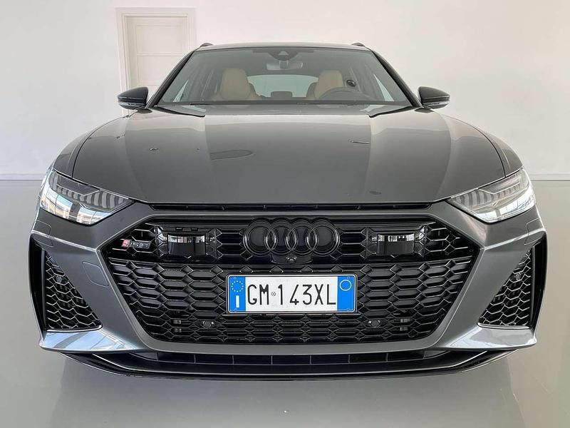 Usata Audi RS6 Ambiente 600 CV (441 kW) 2023 Grigio daytona perla Station wagon