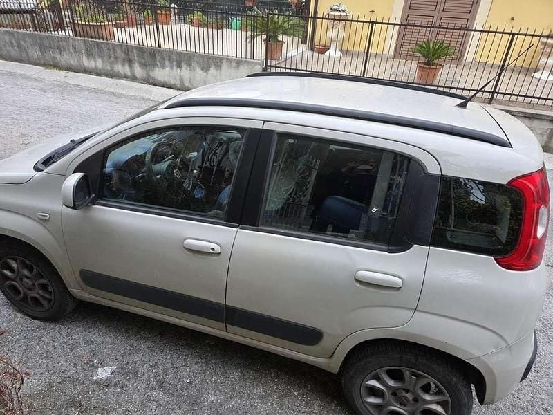Usata Fiat Panda Easy 86 CV (63 kW) 2015 Utilitaria