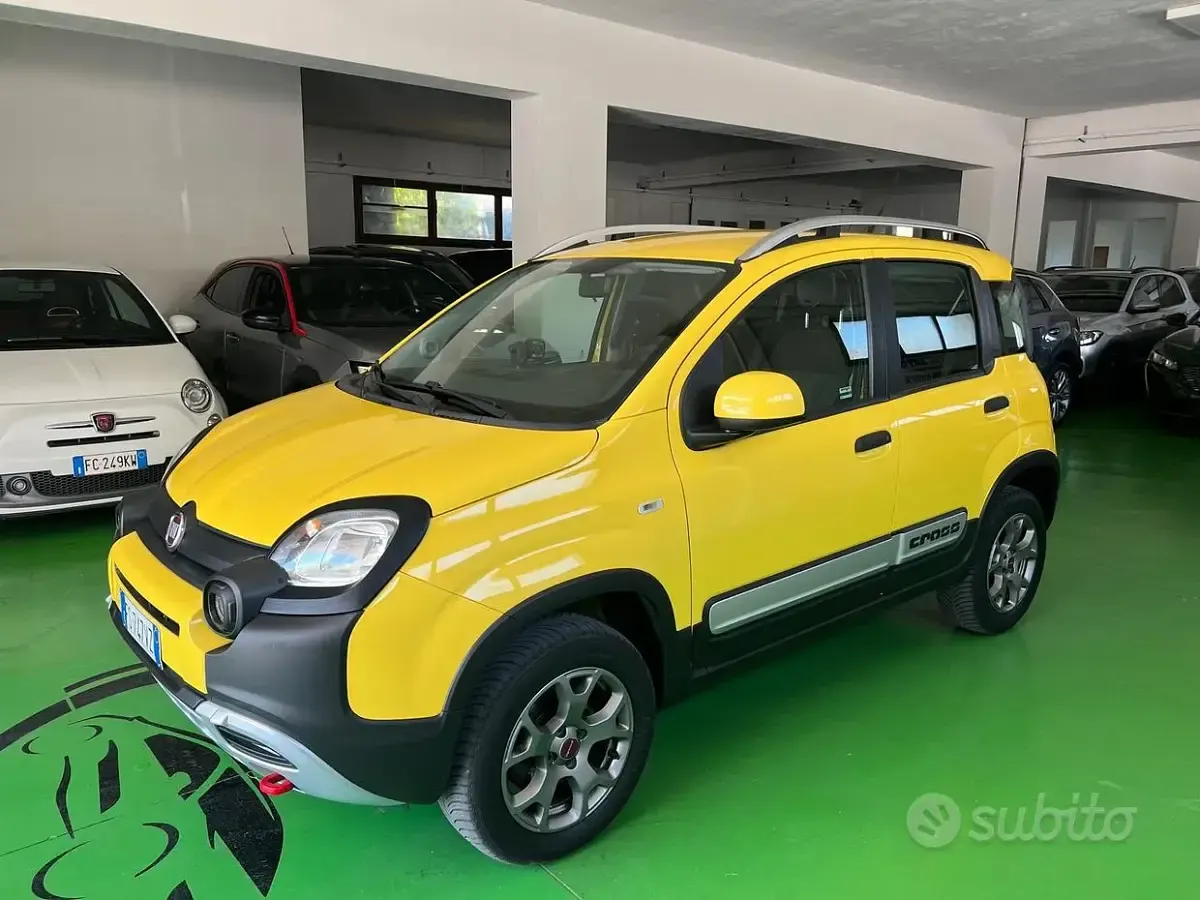 Usata Fiat Panda Cross Cross 86 CV (63 kW) 2019 Giallo Utilitaria