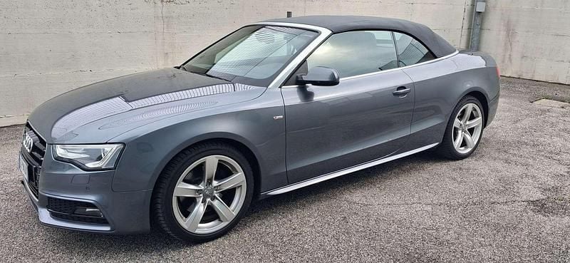 Usata Audi A5 Cabriolet Ambiente 190 CV (139 kW) 2015 Grigio Cabrio