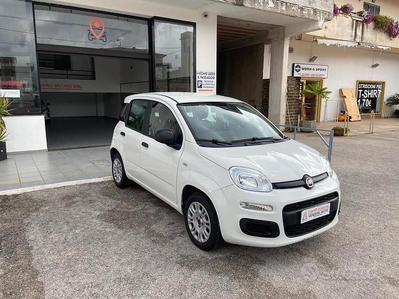 Usata Fiat Panda Easy 70 CV (51 kW) 2020 Bianco Utilitaria